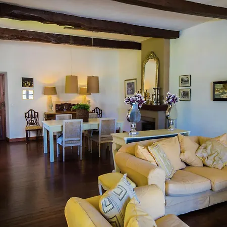 펜션 Luxurious With Private Pool, Cleaning Included *